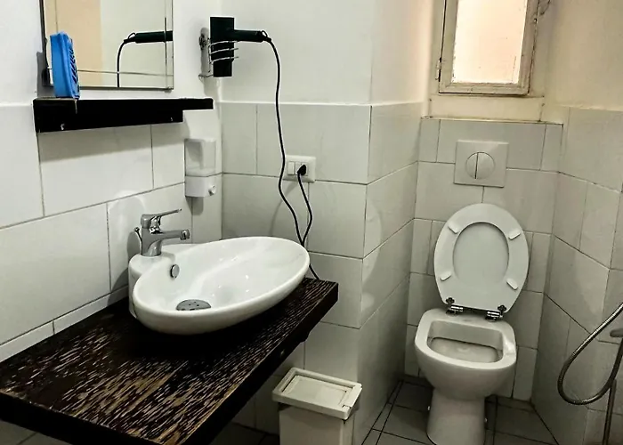 Sina Rent Hostel Roma