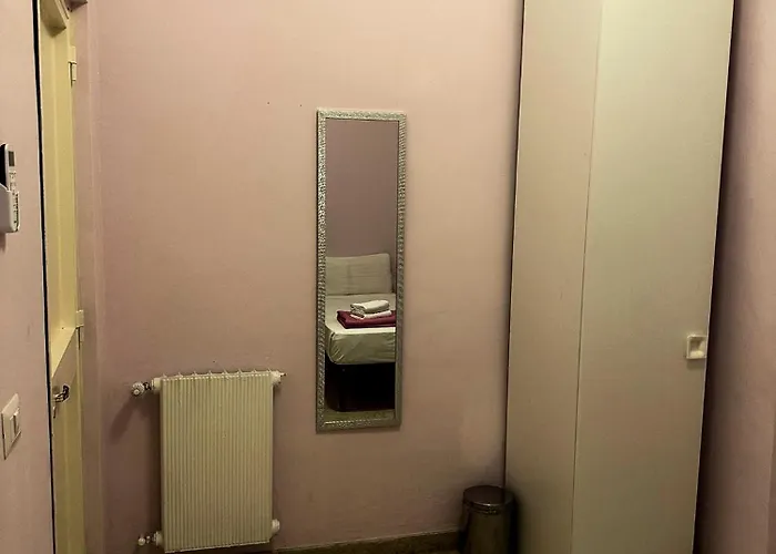 Sina Rent Hostel Roma